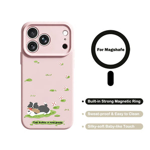 Phone Case For iPhone 16 18 17 15 Pro Max Cases For iPhone 14 13 12 Pro Max Liquid MagSafe Silicone The Puppy In The Grass Cover