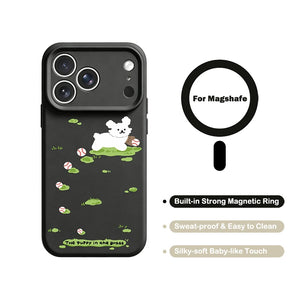 Liquid Silicone Phone Case For iPhone 18 17 Pro Max 16 Pro Max 13 12 15 Pro Max 14 Pro Max Magnetic The Puppy in the grass Cover